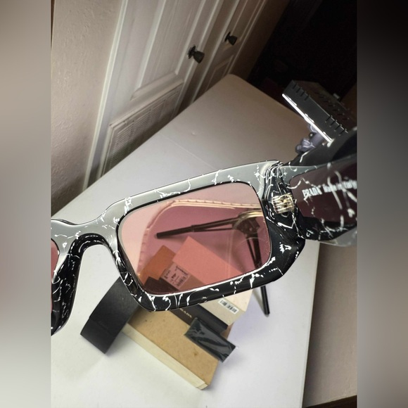 Used PRADA SYMBOLE SQUARE MENS SUNGLASSES - Picture 12 of 16